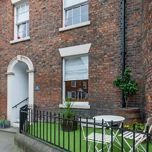 Endeavour House Holiday home Whitby